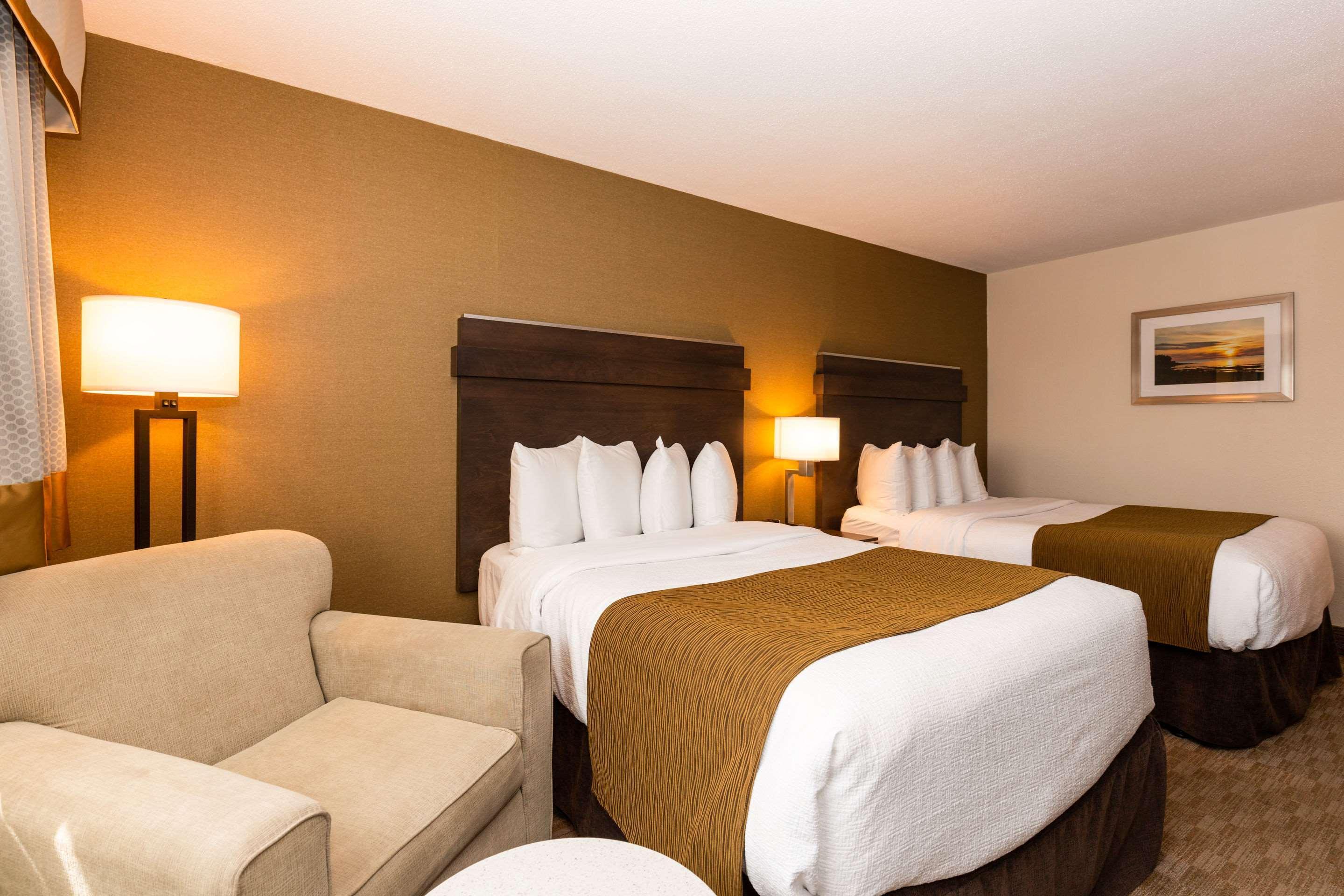 Quality Inn & Suites Матан Екстер'єр фото