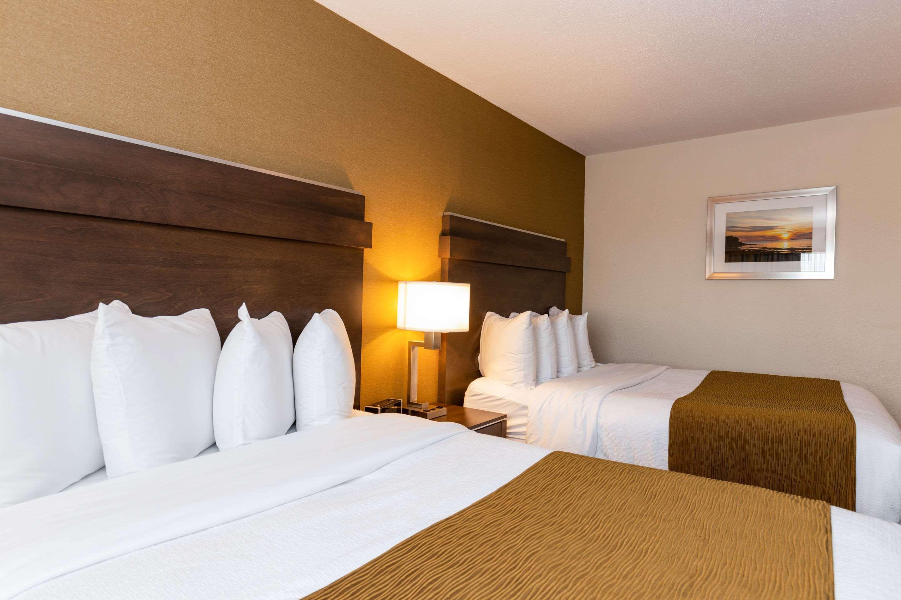 Quality Inn & Suites Матан Екстер'єр фото