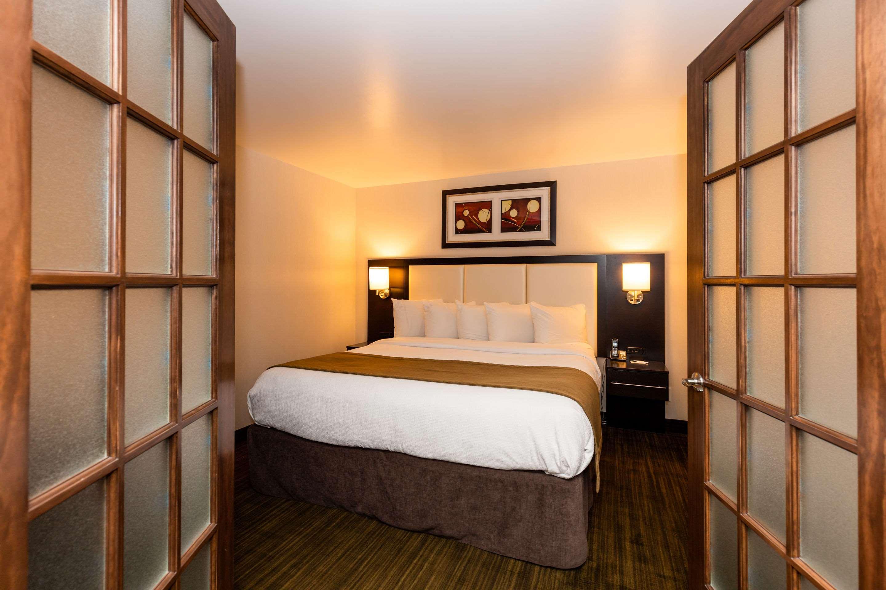 Quality Inn & Suites Матан Екстер'єр фото