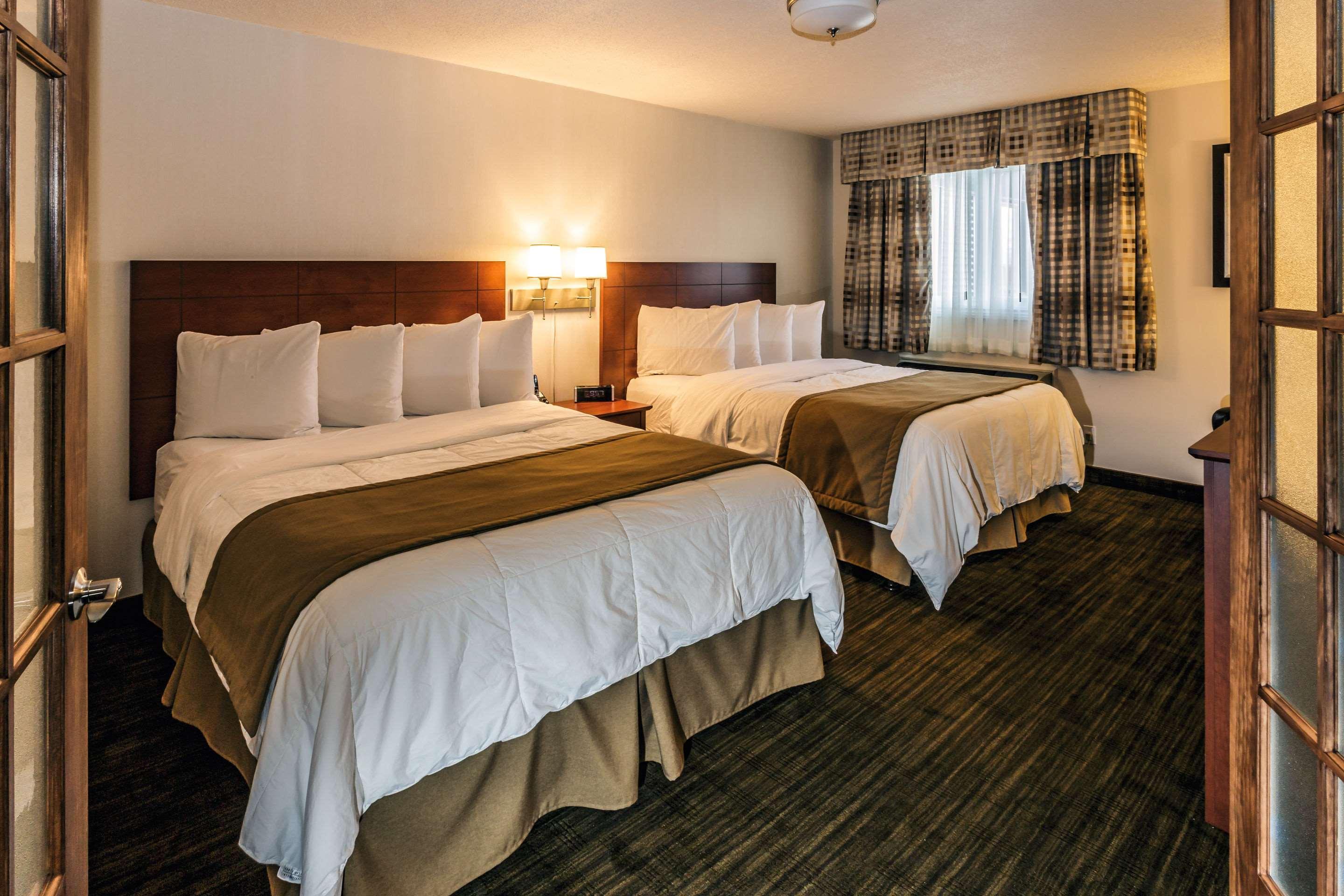 Quality Inn & Suites Матан Екстер'єр фото