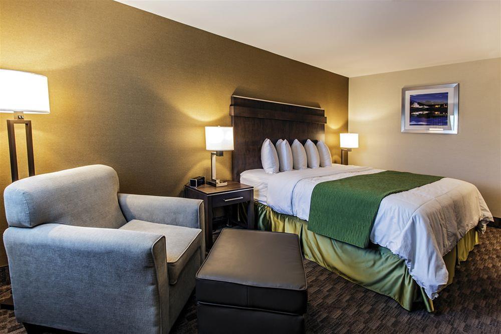 Quality Inn & Suites Матан Екстер'єр фото