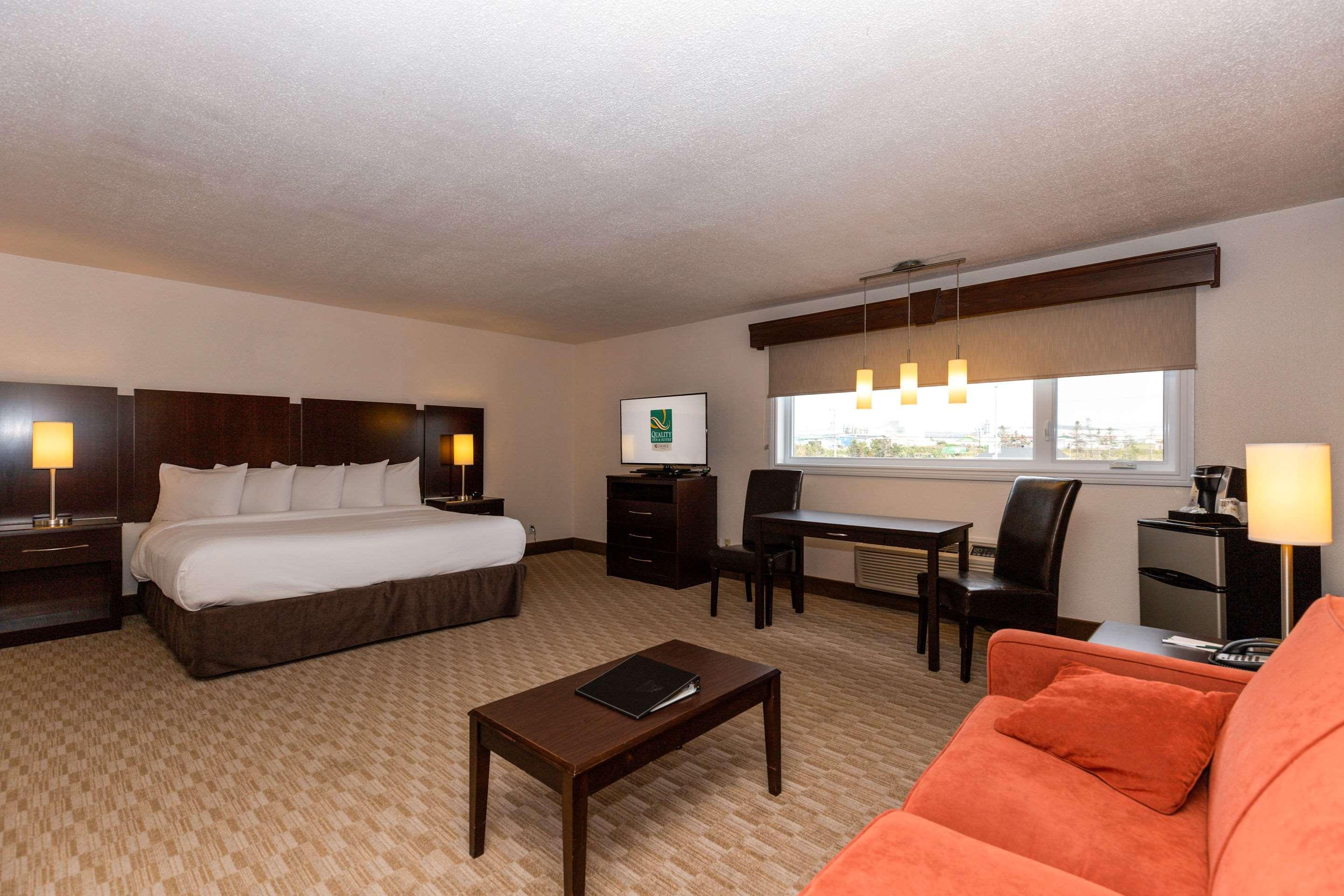 Quality Inn & Suites Матан Екстер'єр фото