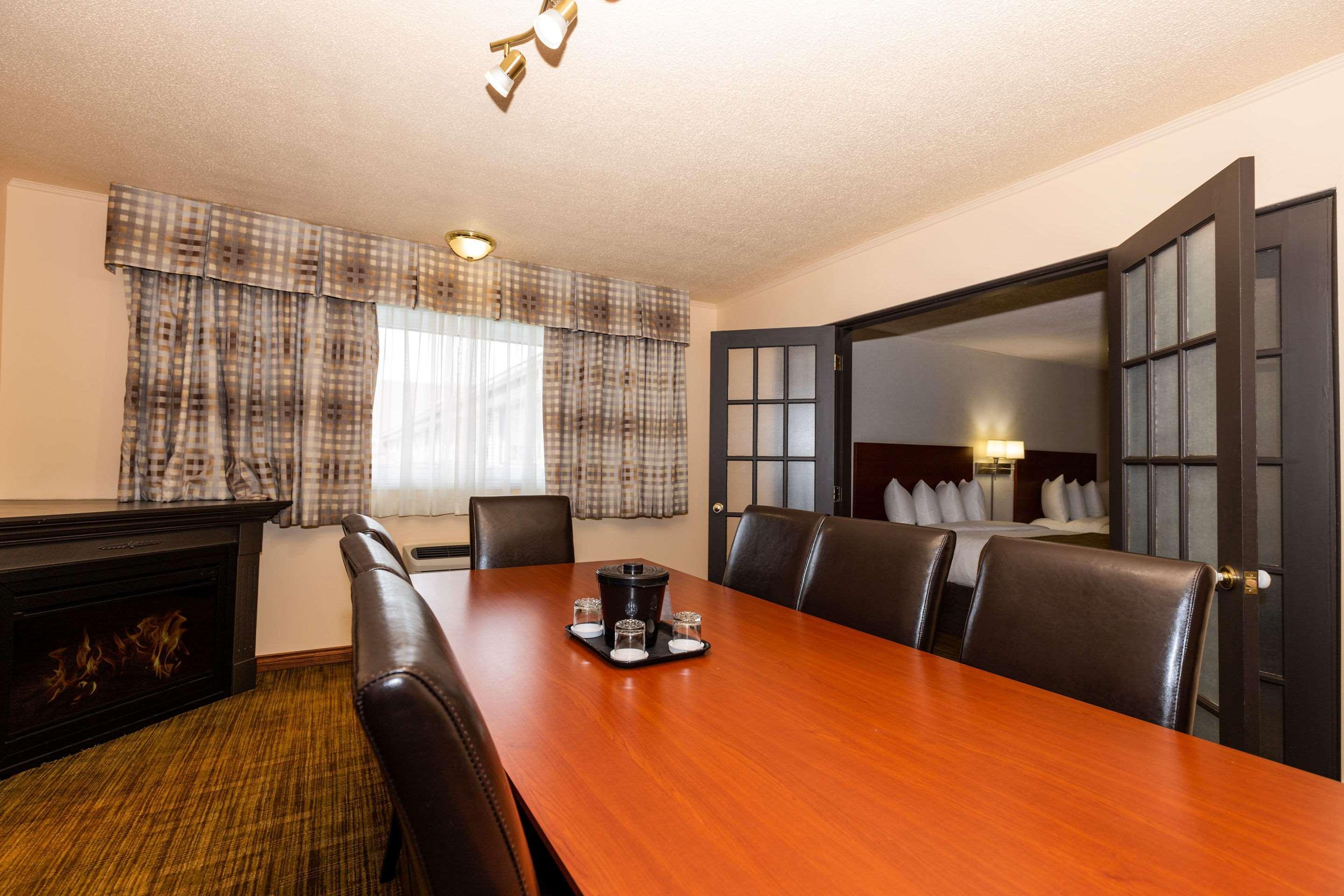Quality Inn & Suites Матан Екстер'єр фото